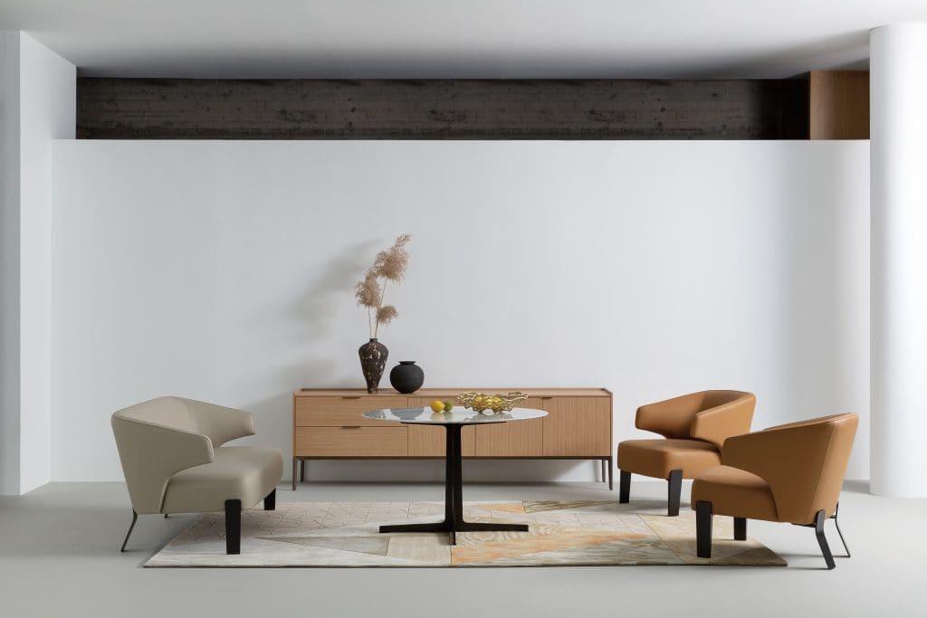 Embrace Loveseat – SAFARI