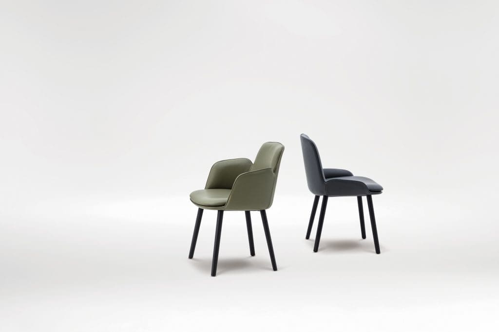 Fauteuil Wing 02