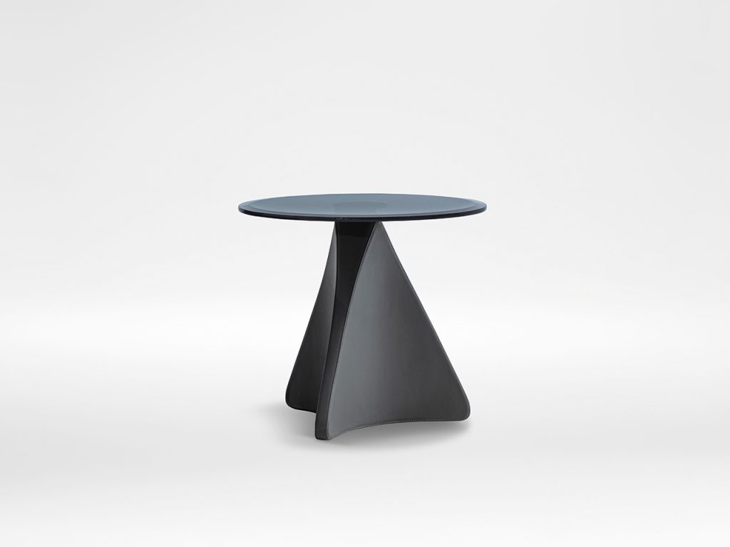 Spin Side Table 06