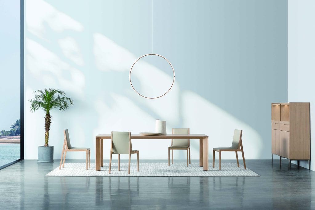 Flora Lounge Chair