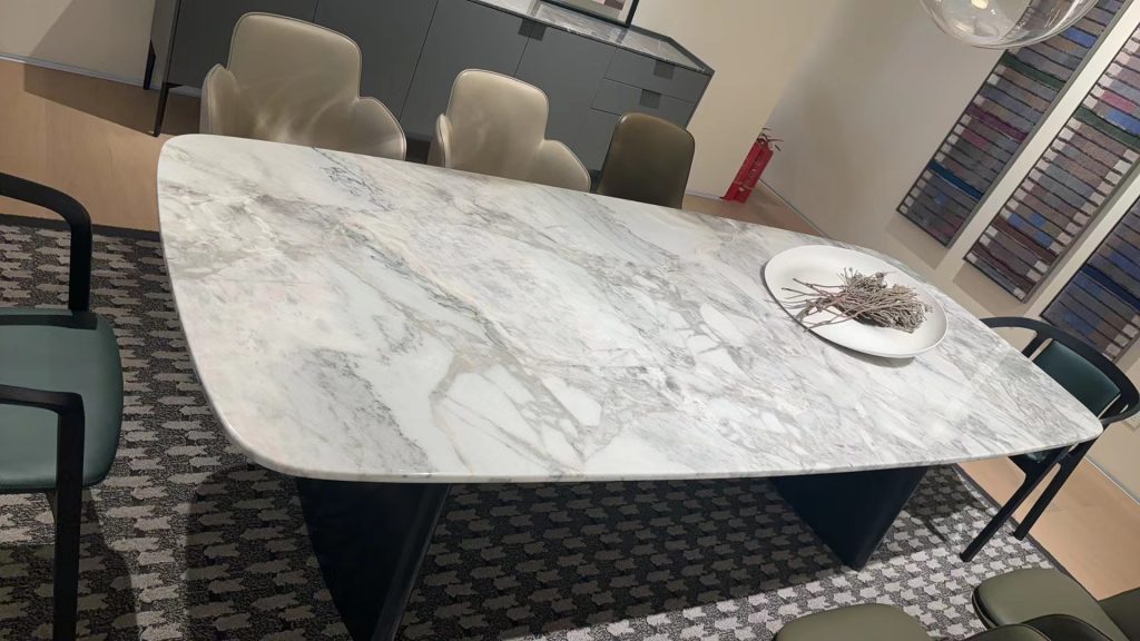 Olive Dining Table – FOUNTAIN